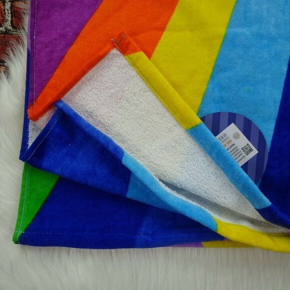 Cynthia Rowley PRIDE Beach Towel 36x70  Rainbow 🌈Oversized Summer NWT - Picture 5 of 9